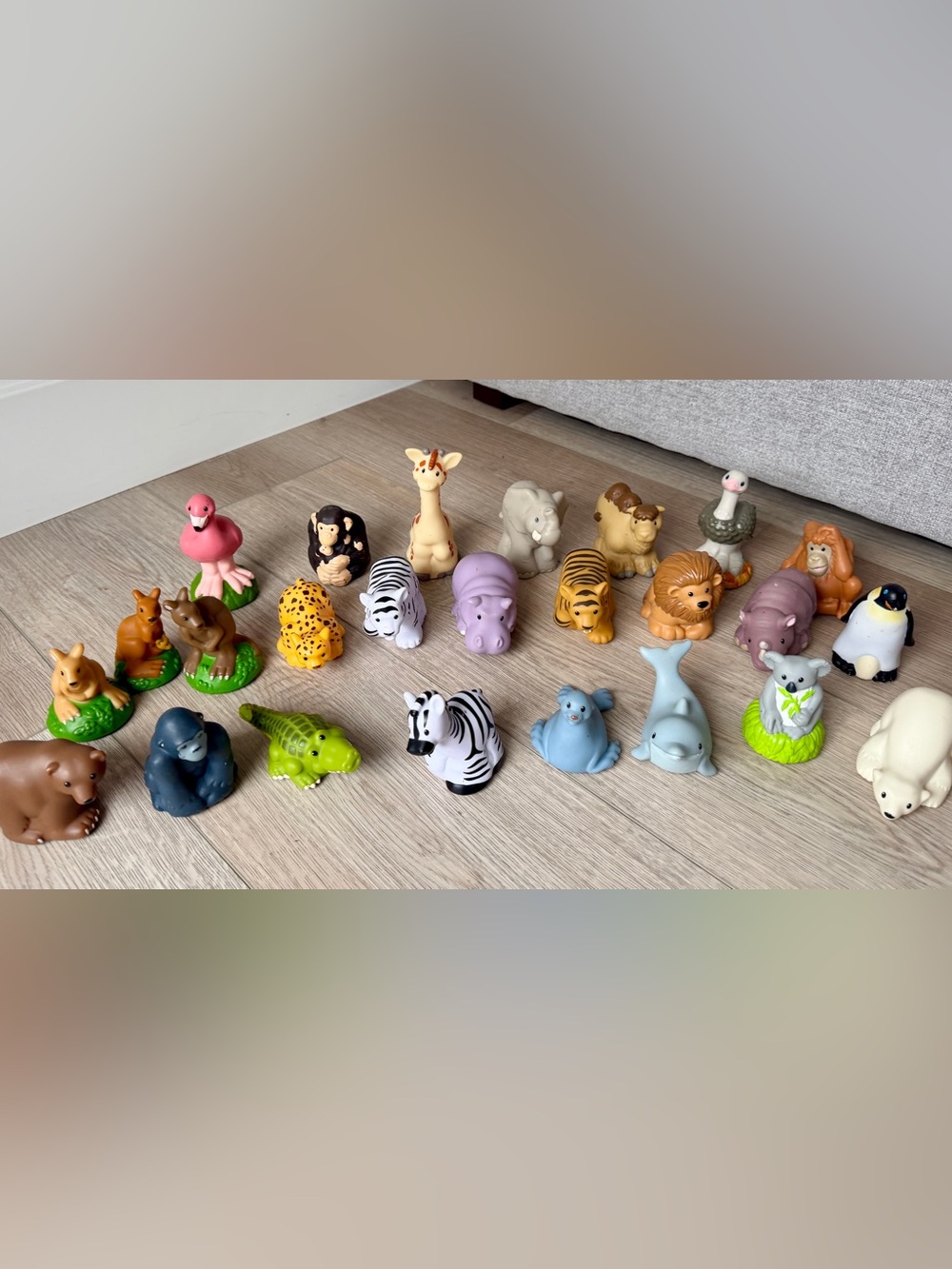 Fisher Price Little People Zoo Talker Set of 25! Includes 3 Kangaroos!